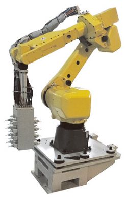 650T压铸机用机器人喷涂装置